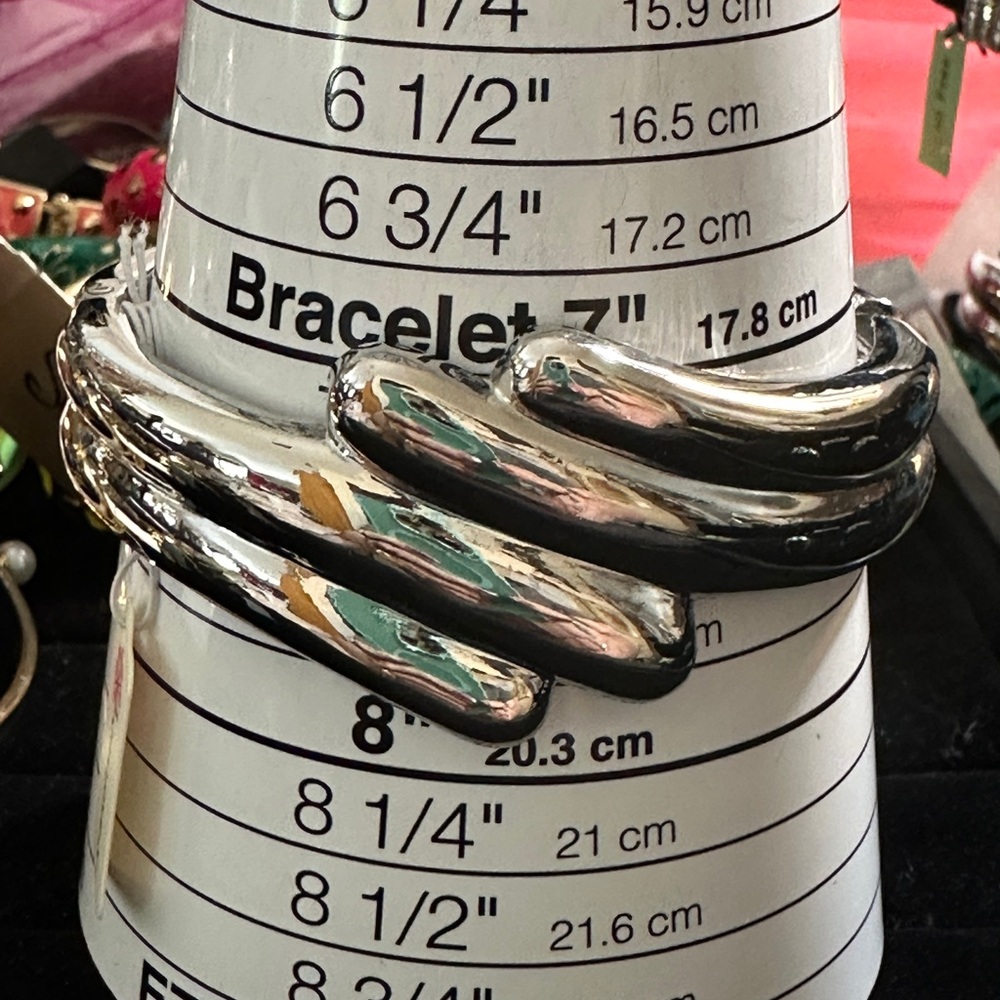 Silver Metallic Hinged Bracelet
